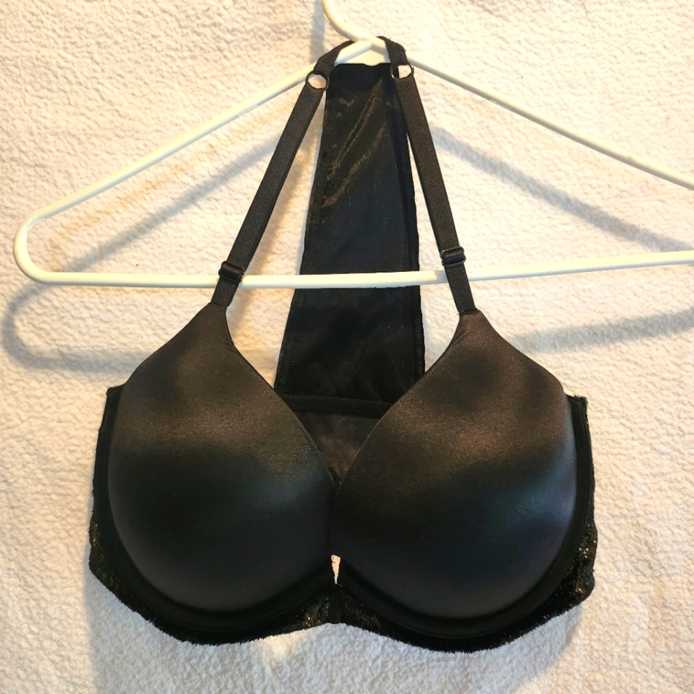 Victoria’s Secret Very Sexy Push Up Bra 34DD